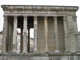 Architektur Tempel Vienne-Tempel-romaine