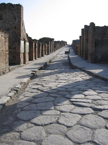 448px-PompeiiStreet