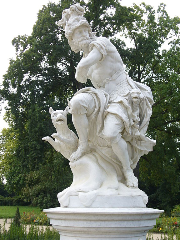 Mars-Gott_der_Kriegskunst-Skulptur-FanzösischesRondell-Sanssouci